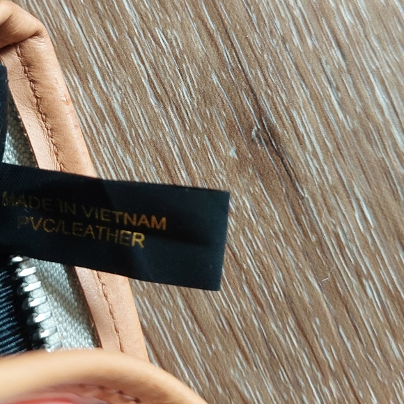 L.A.M.B. by Gwen Stefani Cow Print Cross Body Over Shoulder Bag - Picture 7 of 8